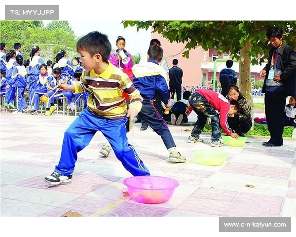 游泳作文成小学素材,学生记录比赛领悟坚持 游泳作文成小学素材,学生记录比赛领悟坚持